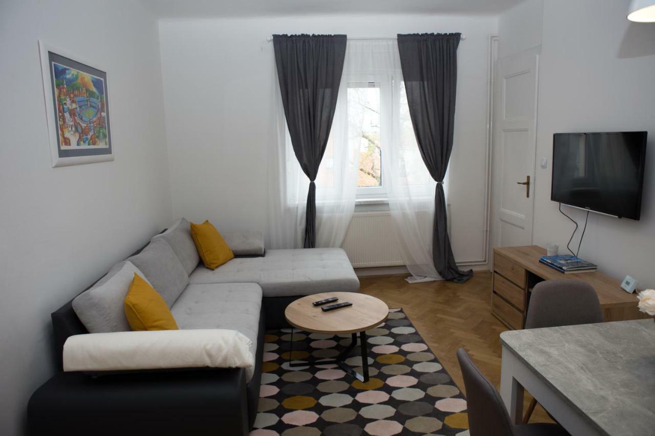Deluxe Apartments 萨格勒布 外观 照片