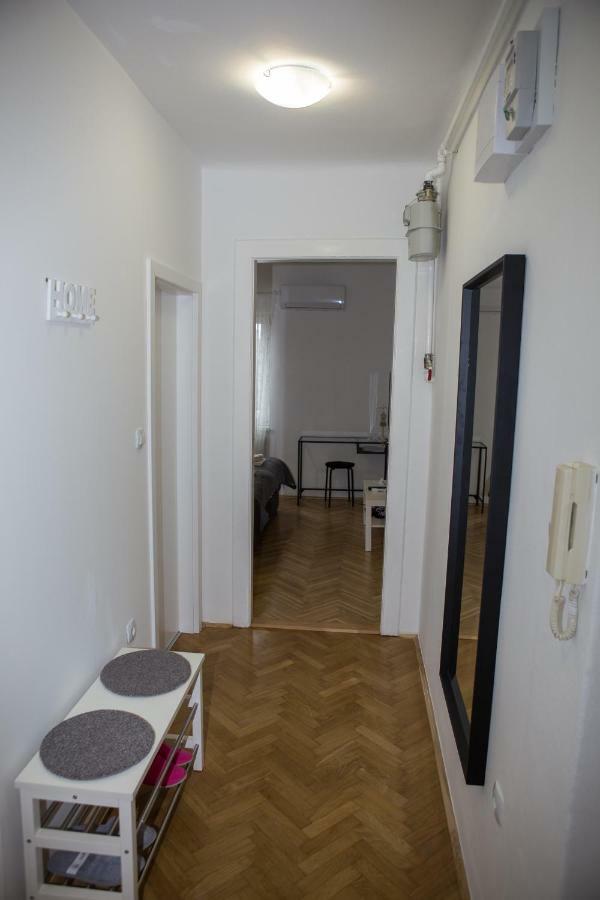 Deluxe Apartments 萨格勒布 外观 照片